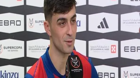 利物浦英超14轮狂胜同城对手，萨拉赫梅开二度若塔建功